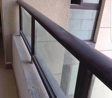 不銹鋼玻璃樓梯扶手
